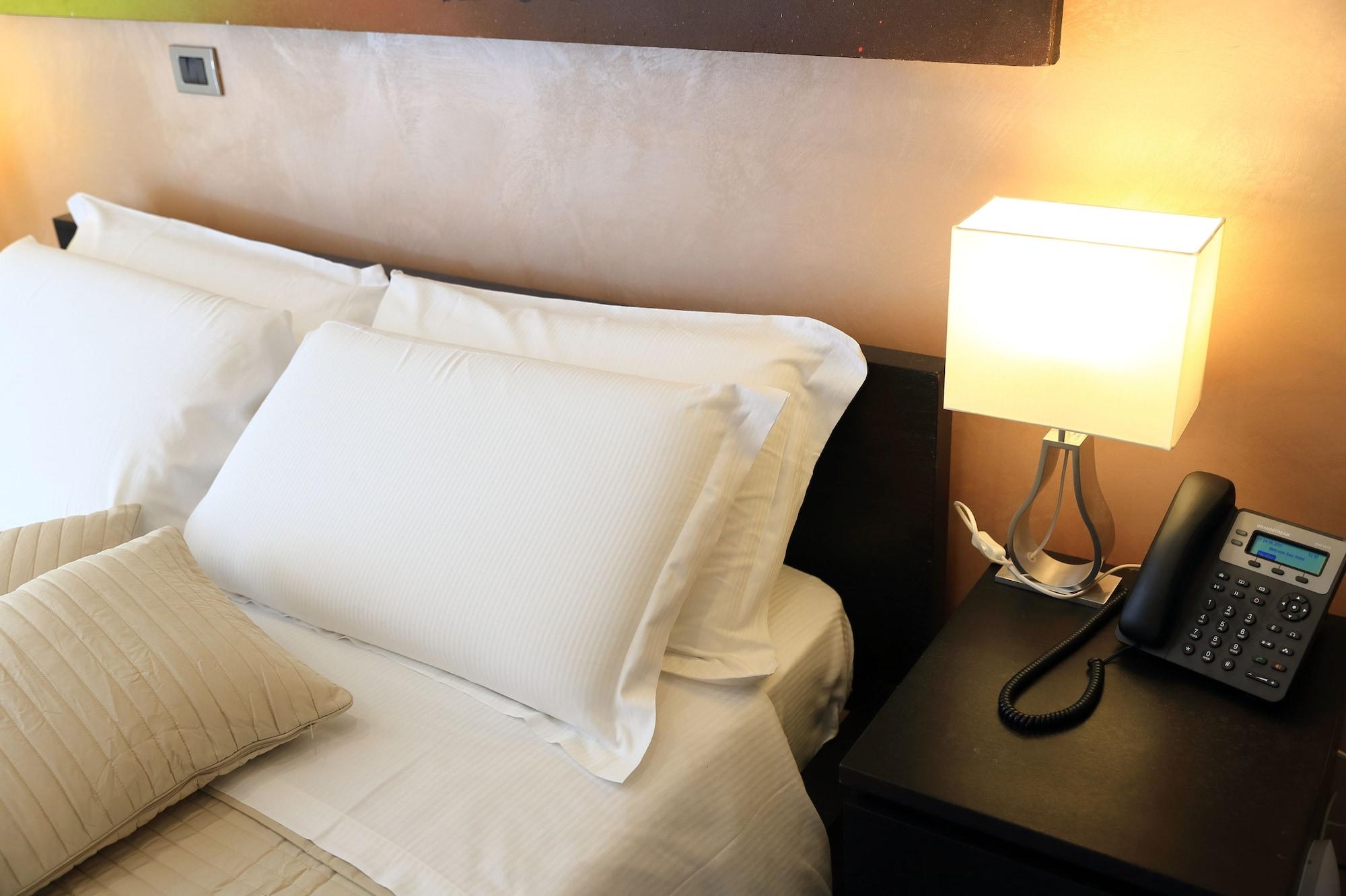Mirko Luxury Inn Rzym Zewnętrze zdjęcie