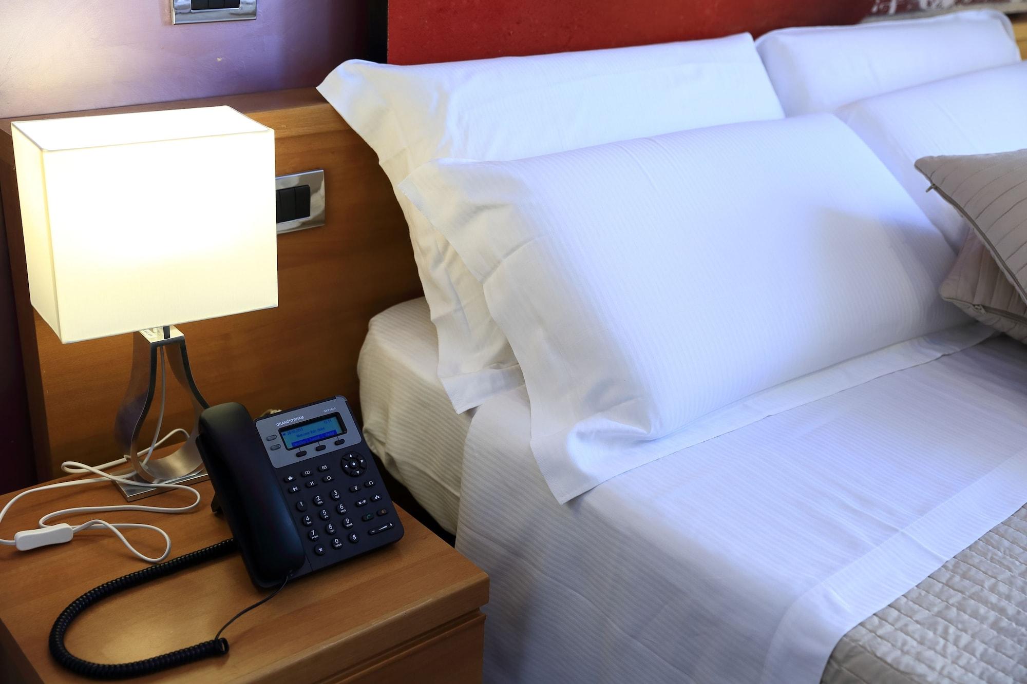 Mirko Luxury Inn Rzym Zewnętrze zdjęcie