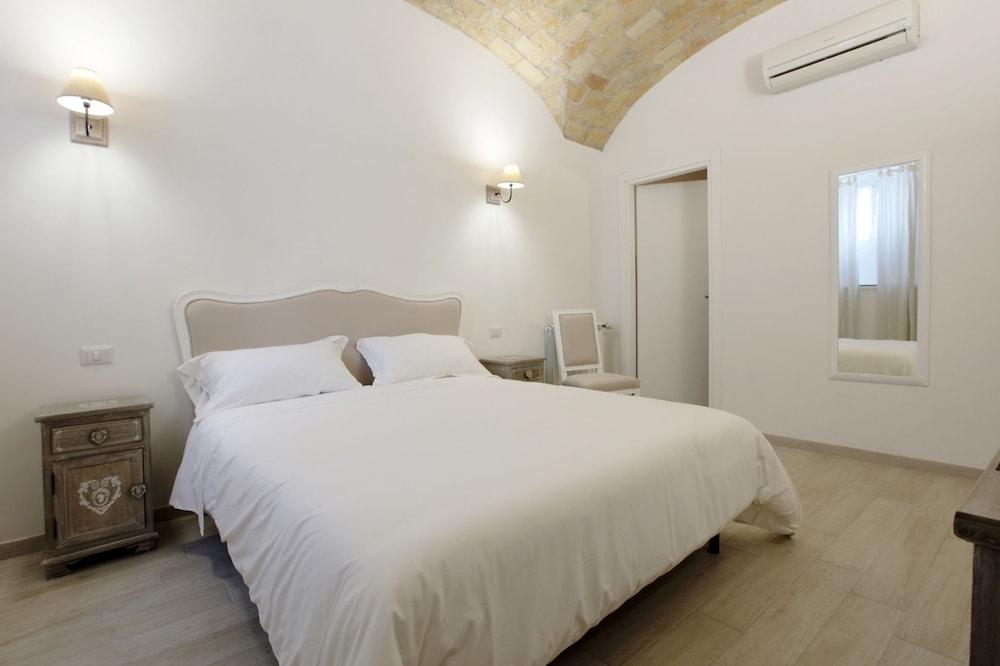 Mirko Luxury Inn Rzym Zewnętrze zdjęcie