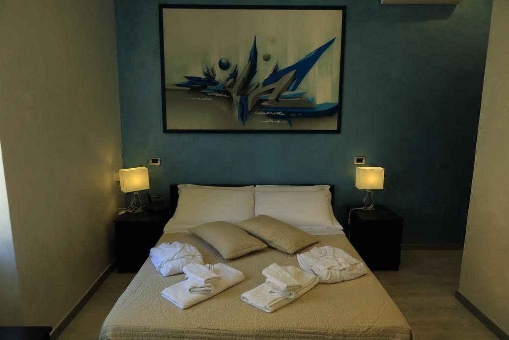 Mirko Luxury Inn Rzym Zewnętrze zdjęcie